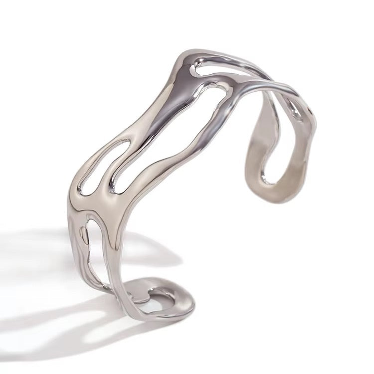 Thalassa Cuff